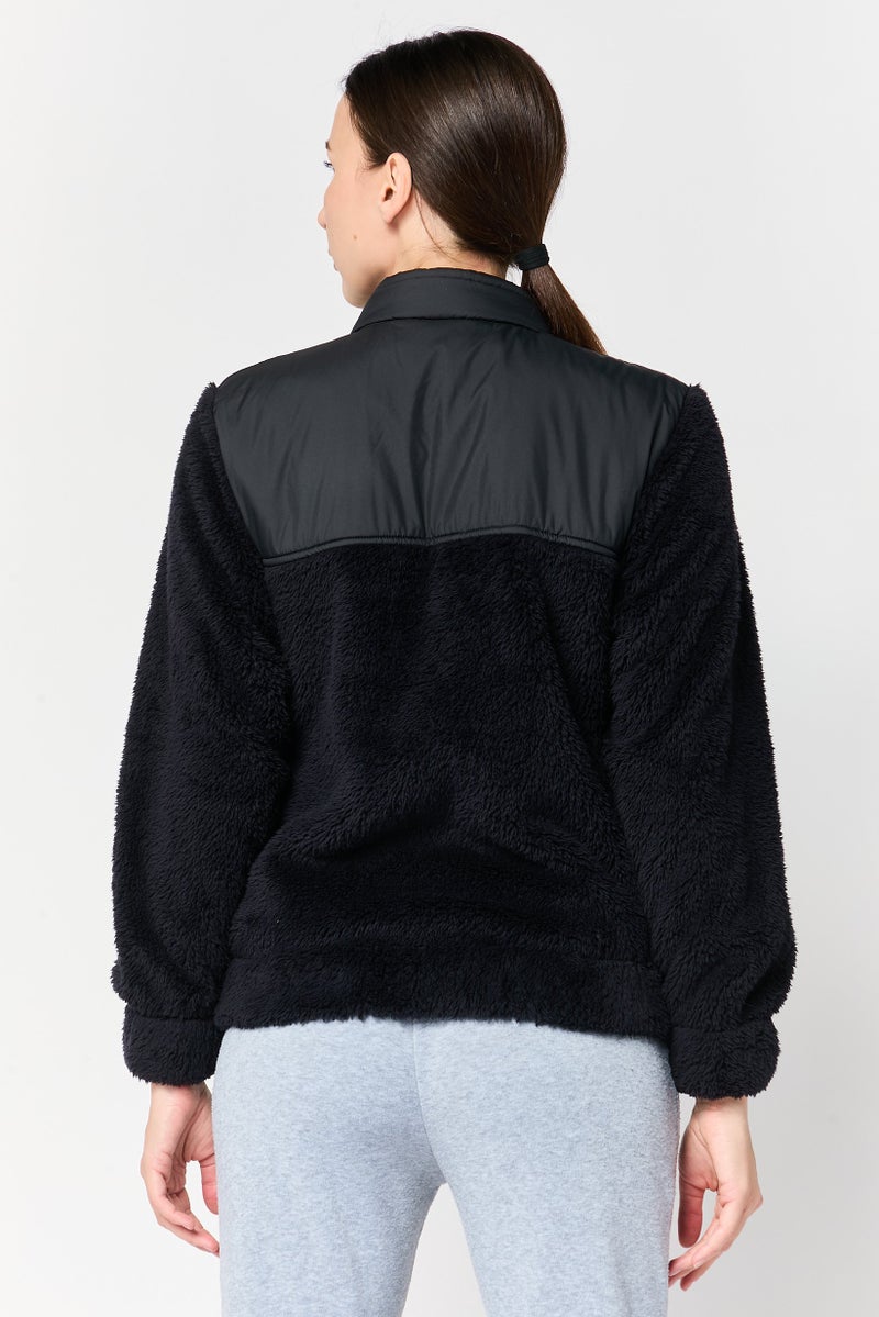 Nike Women Loose Fit Long Sleeve Outdoor Sweatshirt, Black - Image 2